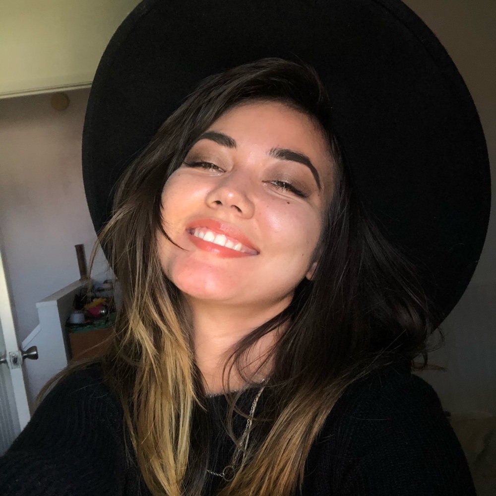 Meet your Posher, Christina